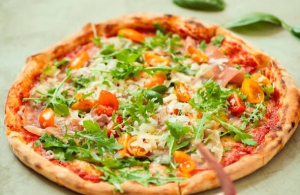 31.Salat Pizza